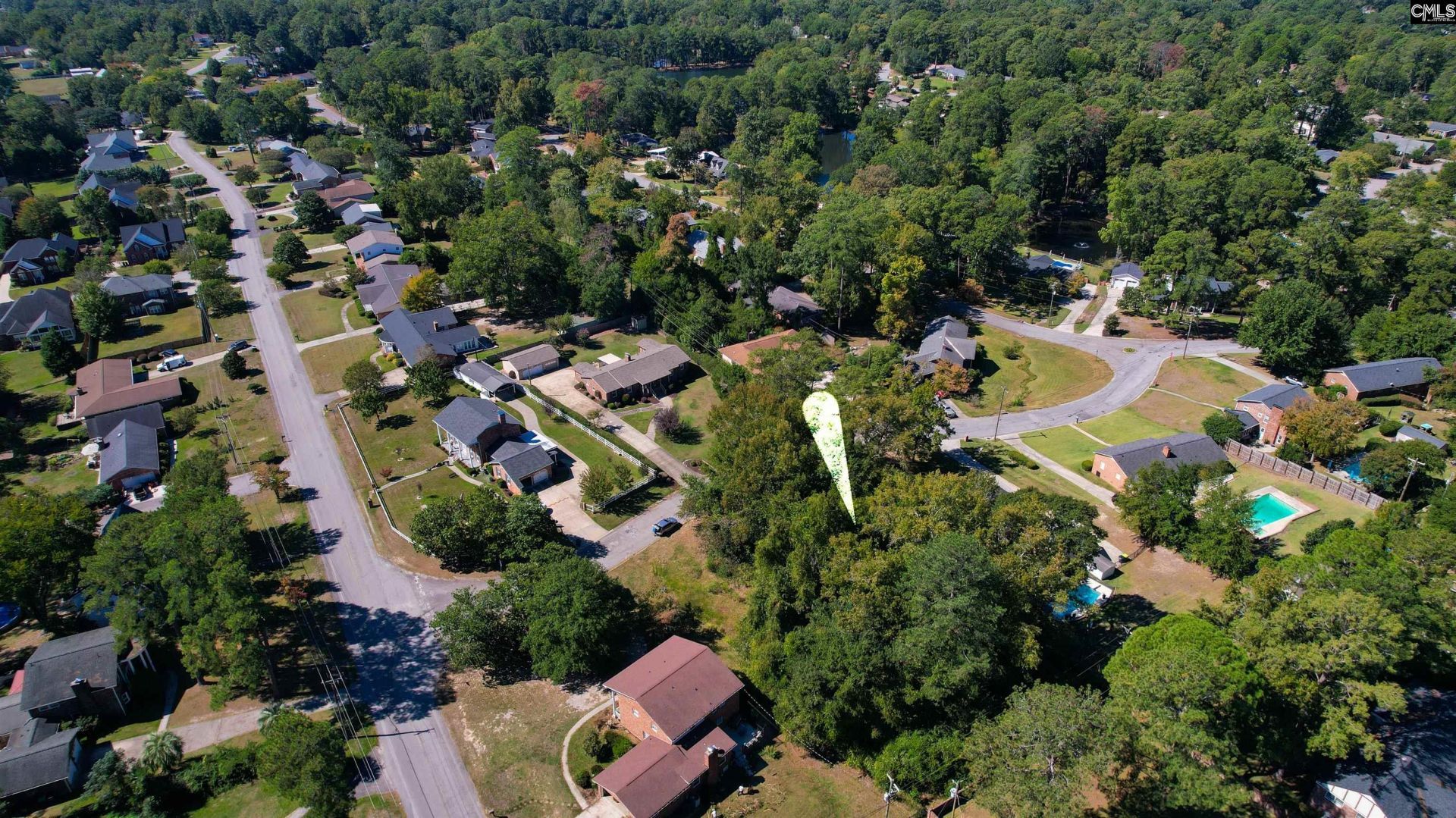 300 Harrow Drive  Photo 17