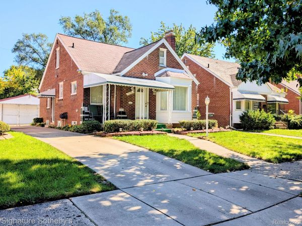17268 Sunderland Road, Detroit, Mi 48219