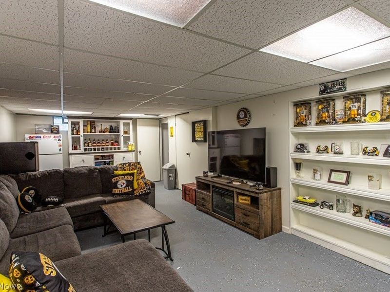 525 Towson Drive NW, Warren, OH 44483 Photo 22