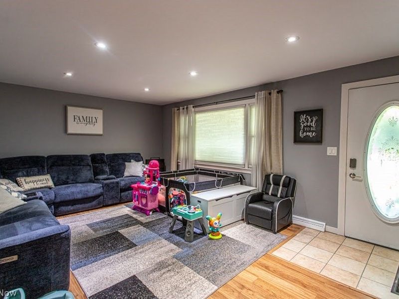 525 Towson Drive NW, Warren, OH 44483 Photo 7