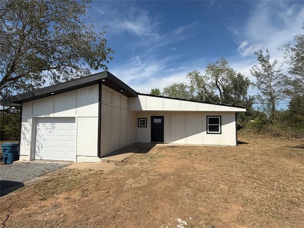 8900 E Main , Drumright, OK 74030