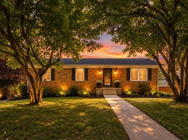348 Whitfield Drive, Lexington, KY 40515