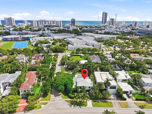 2225 Meridian Ave , Miami Beach, FL 33139