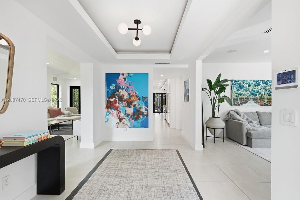 2225 Meridian Ave, Miami Beach, FL 33139 Photo