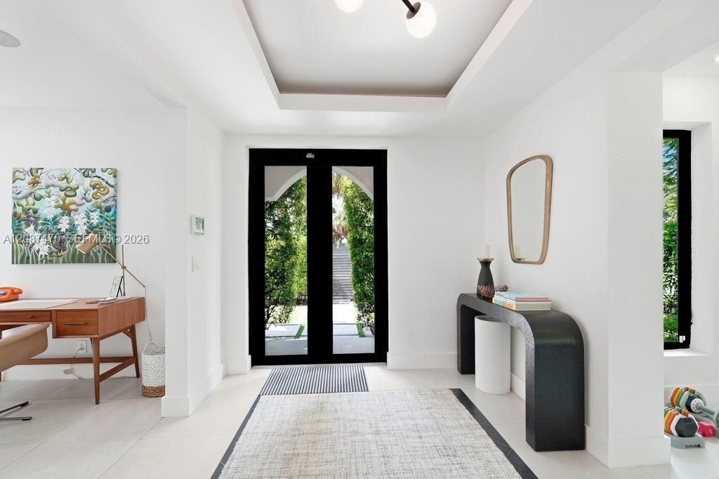 2225 Meridian Ave, Miami Beach, FL 33139 Photo