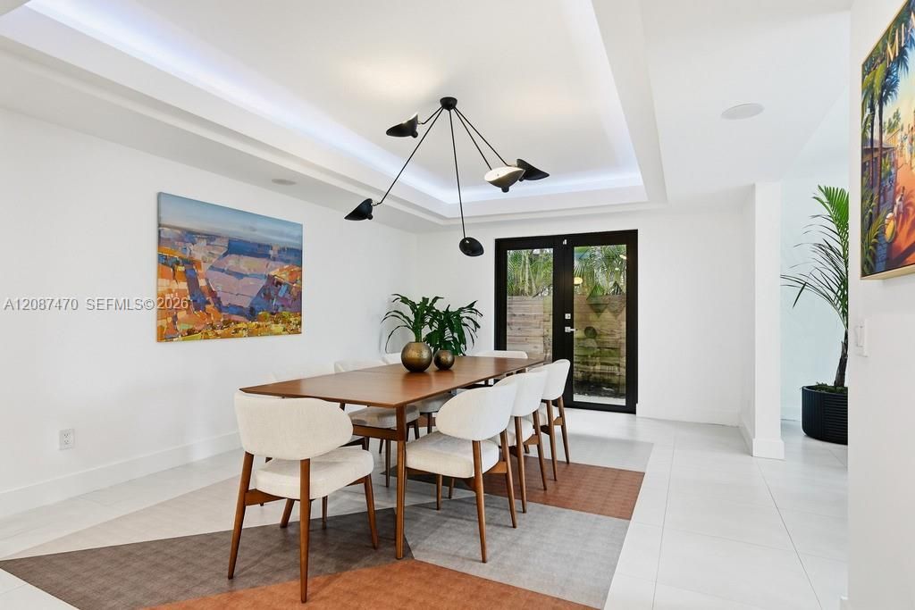 2225 Meridian Ave, Miami Beach, FL 33139 Photo