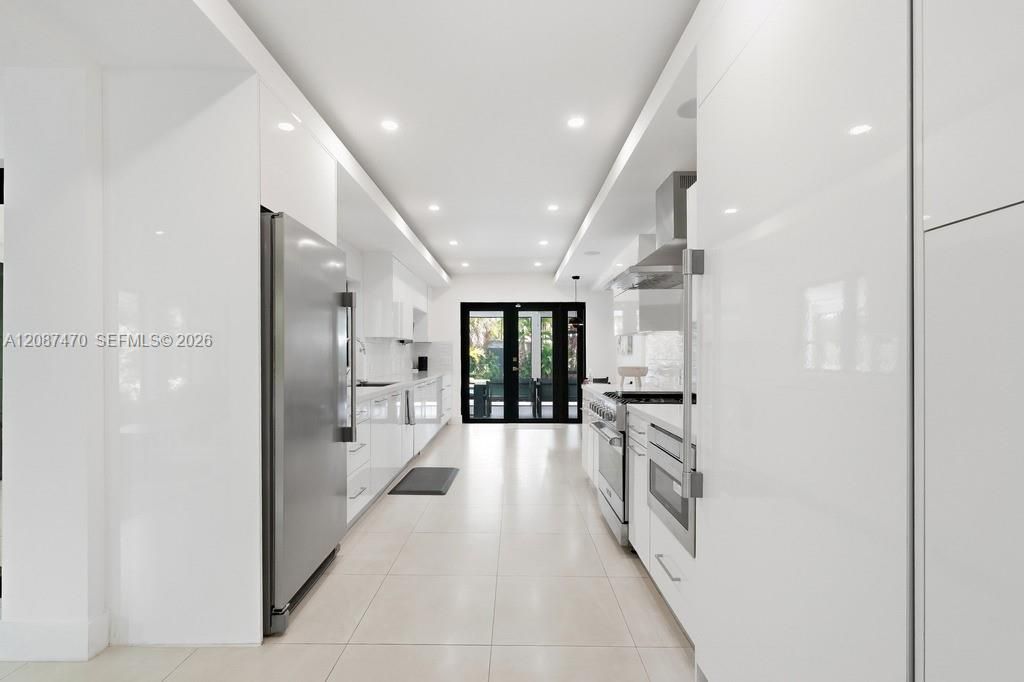 2225 Meridian Ave, Miami Beach, FL 33139 Photo