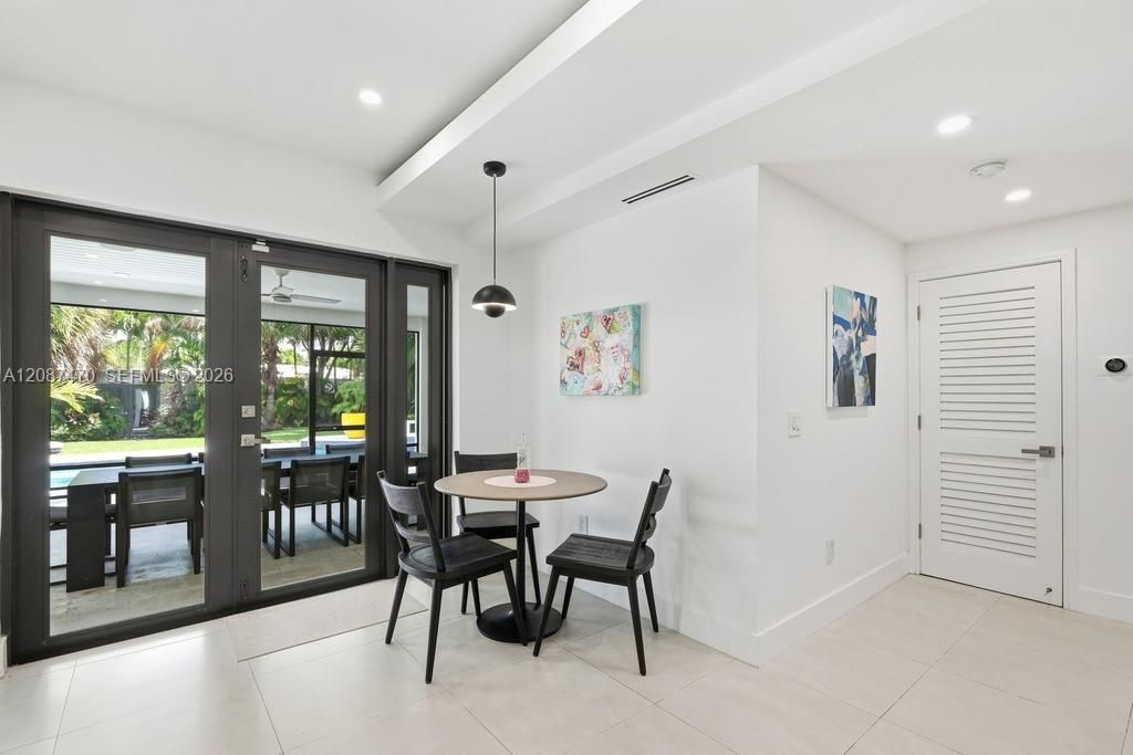 2225 Meridian Ave, Miami Beach, FL 33139 Photo