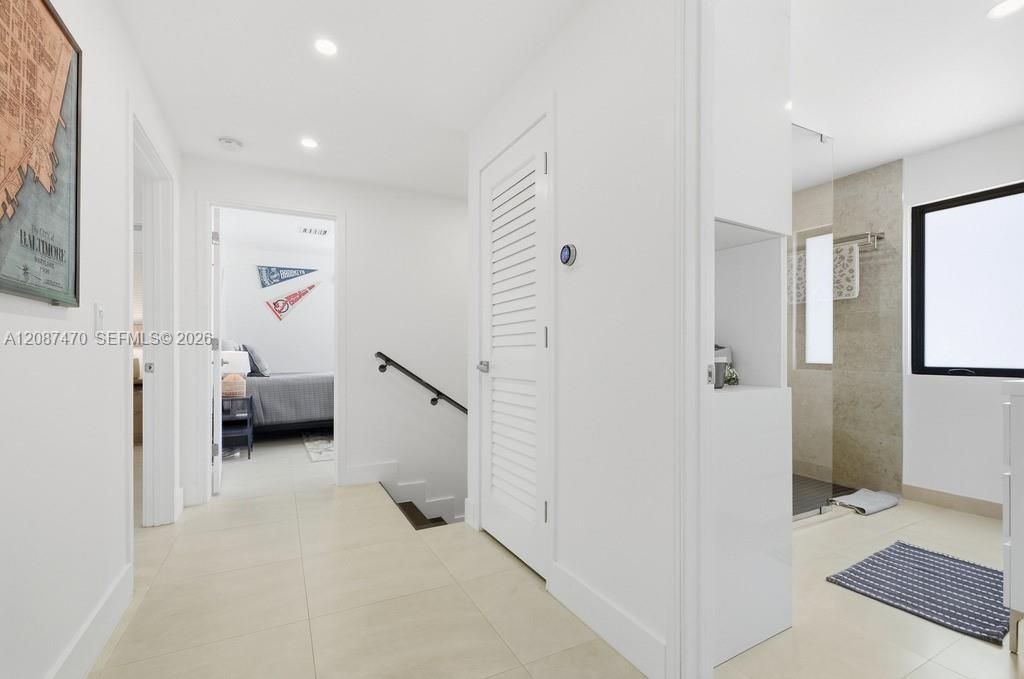 2225 Meridian Ave, Miami Beach, FL 33139 Photo
