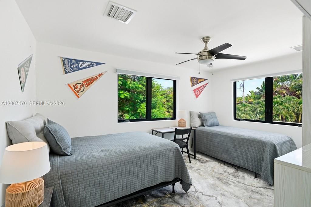 2225 Meridian Ave, Miami Beach, FL 33139 Photo