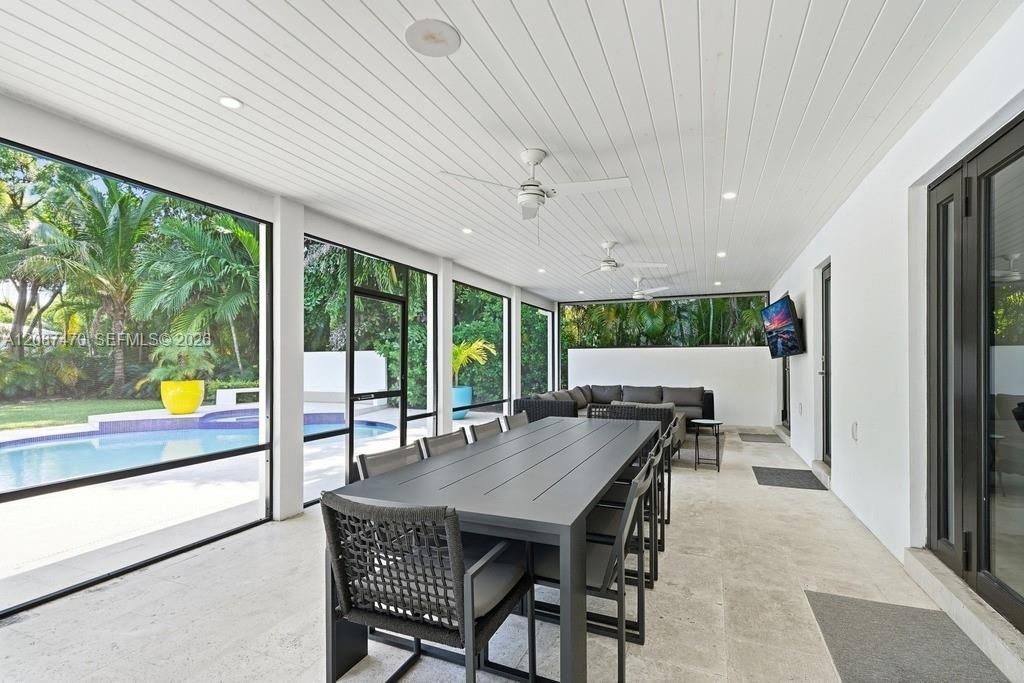 2225 Meridian Ave, Miami Beach, FL 33139 Photo
