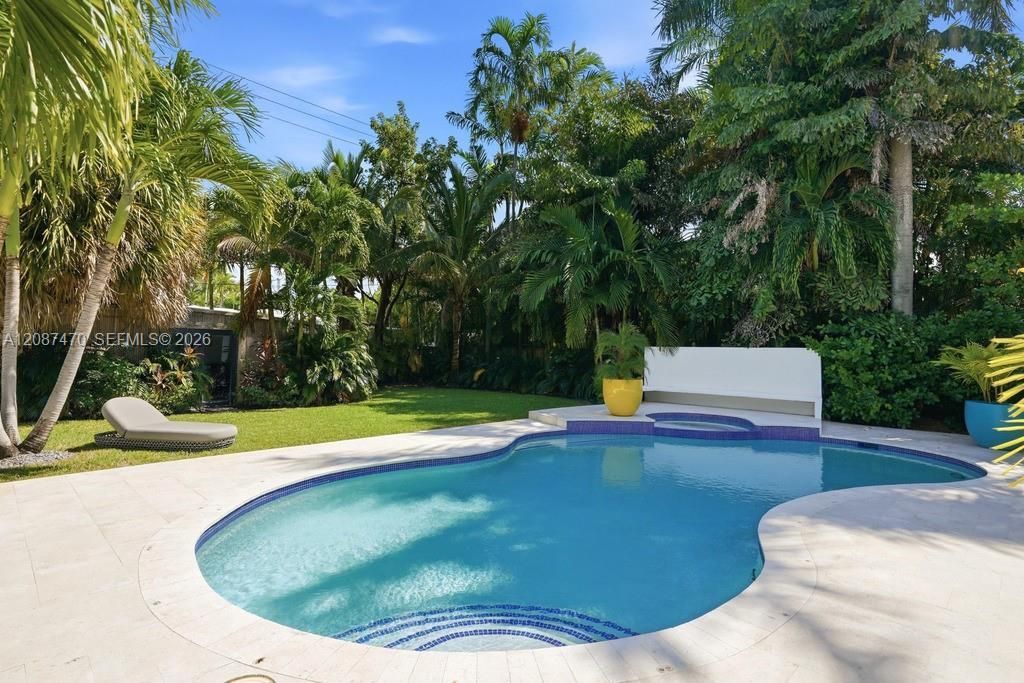 2225 Meridian Ave, Miami Beach, FL 33139 Photo