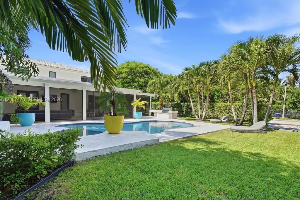 2225 Meridian Ave, Miami Beach, FL 33139 Photo