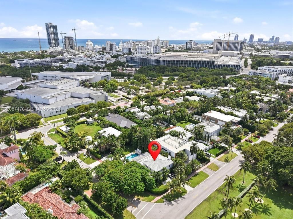 2225 Meridian Ave, Miami Beach, FL 33139 Photo