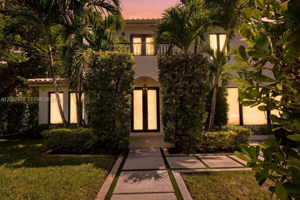 2225 Meridian Ave, Miami Beach, FL 33139 Photo