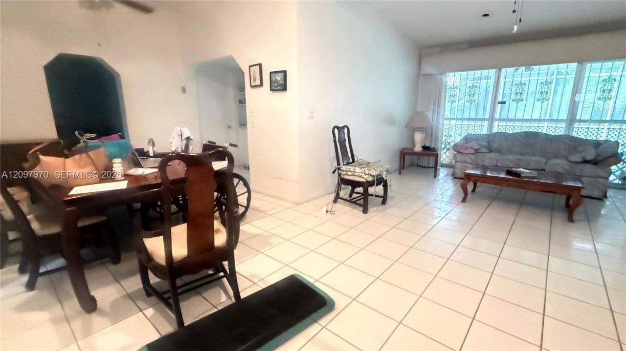 9325 SW 178th Ter , Palmetto Bay, FL 33157 Photo