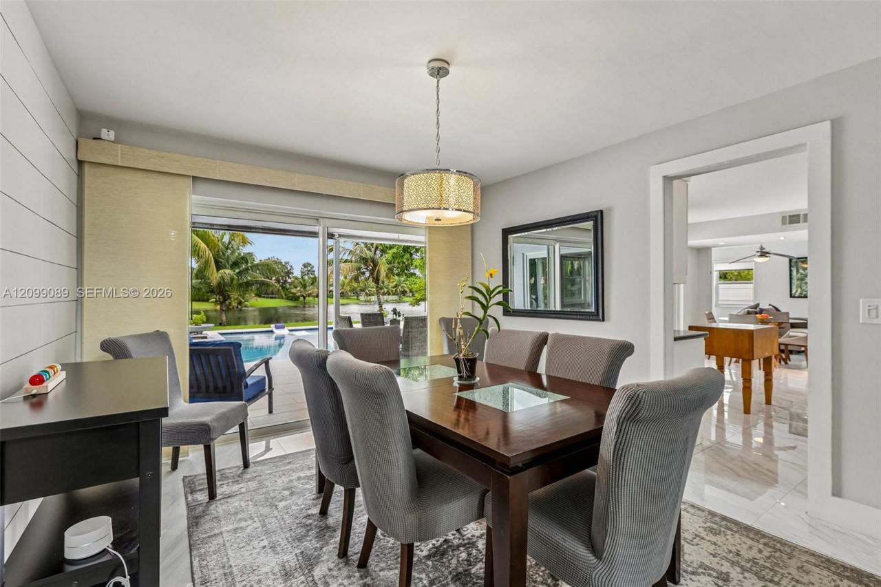 5821 Hawkes Bluff Ave , Davie, FL 33331 Photo