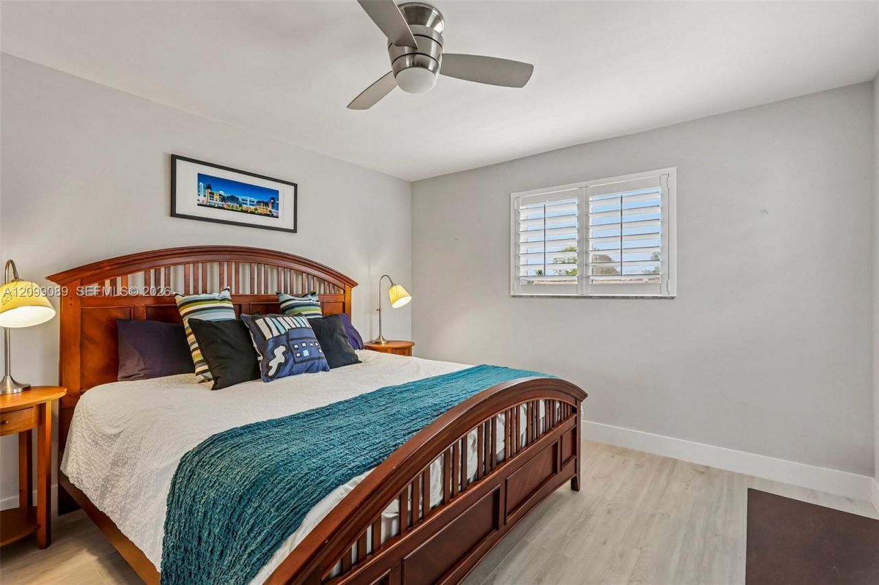 5821 Hawkes Bluff Ave , Davie, FL 33331 Photo