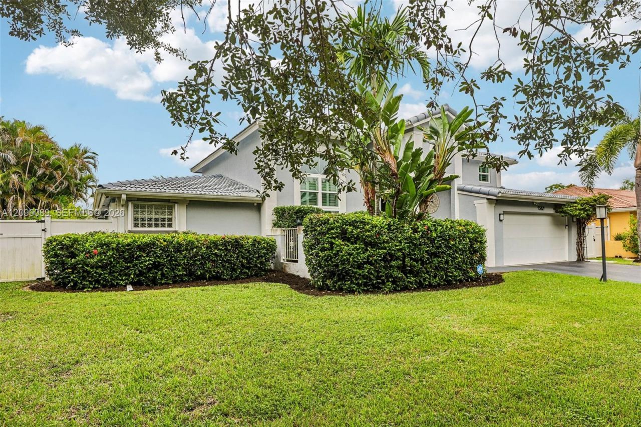 5821 Hawkes Bluff Ave , Davie, FL 33331 Photo