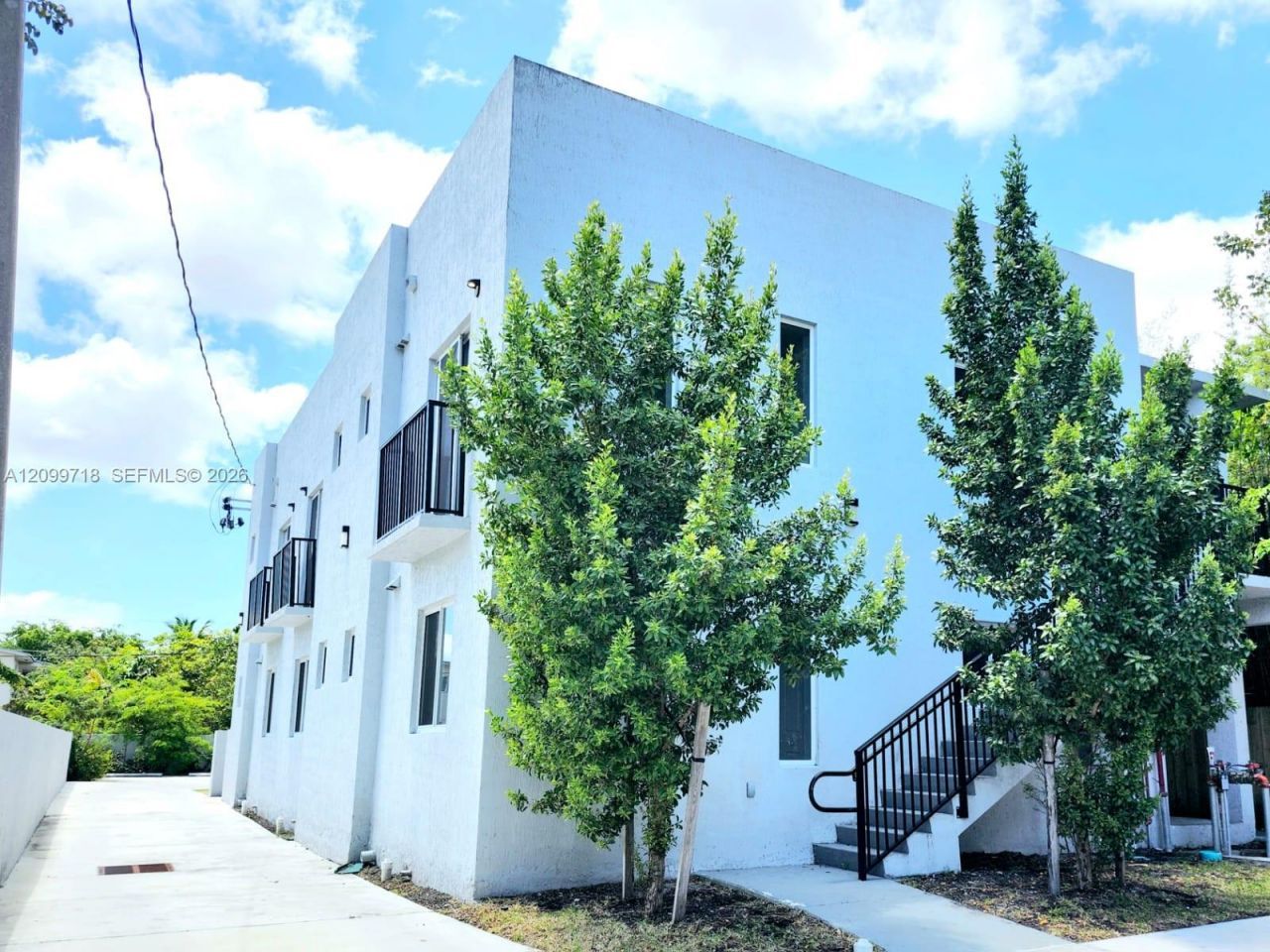 580 NW 34th St, Unit 5, Miami, FL 33127 Photo