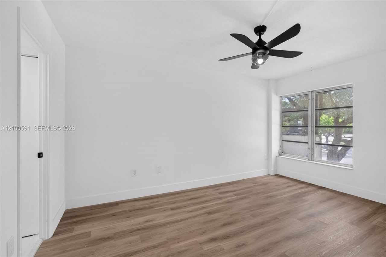 4172 Inverrary Dr , Unit 203, Lauderhill, FL 33319 Photo