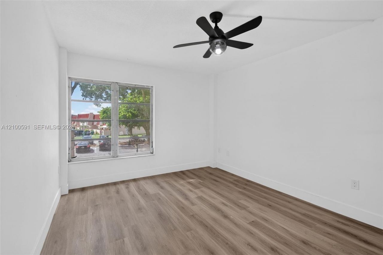 4172 Inverrary Dr , Unit 203, Lauderhill, FL 33319 Photo