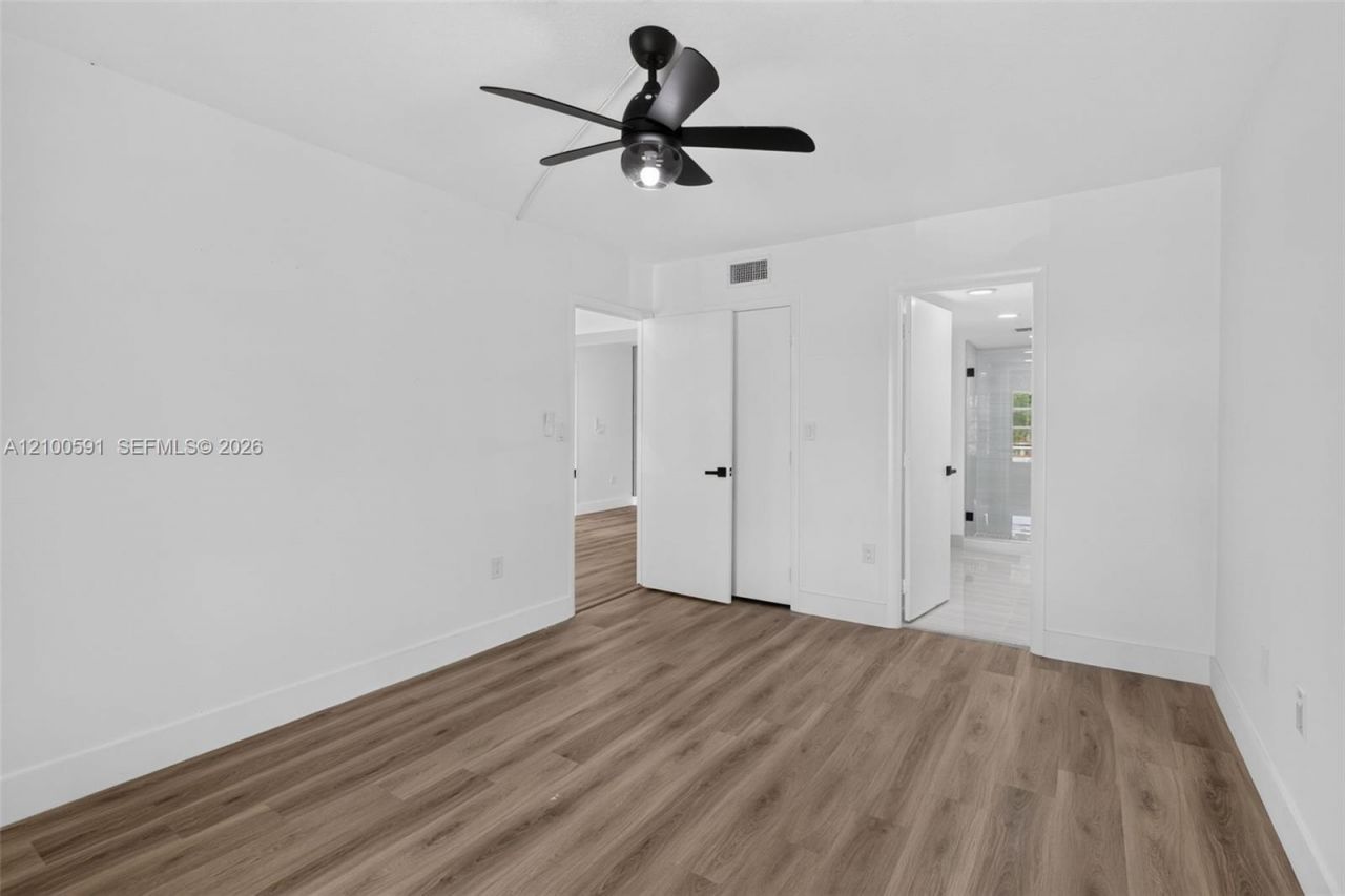 4172 Inverrary Dr , Unit 203, Lauderhill, FL 33319 Photo