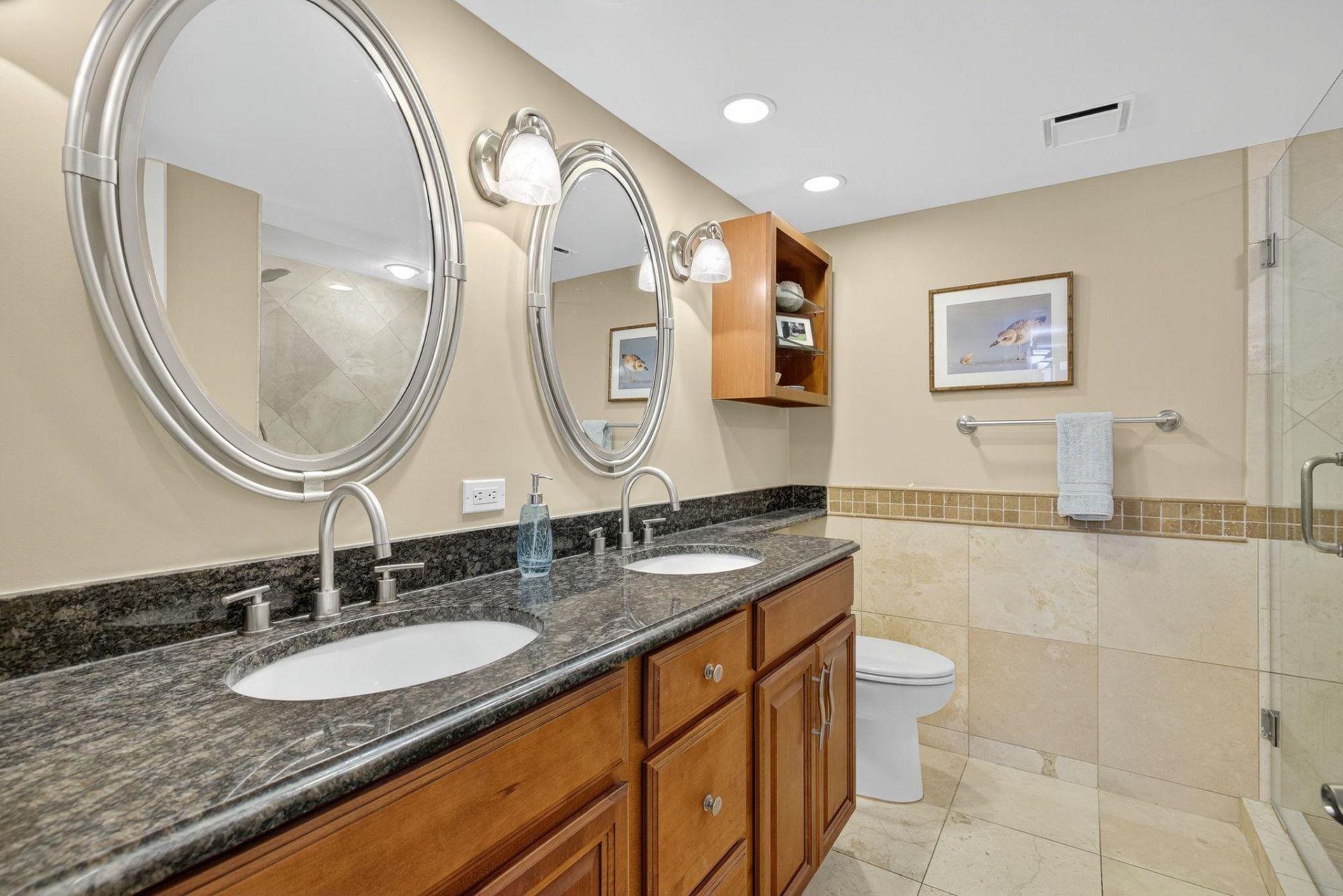 200 Periwinkle Way, Unit 232, Sanibel, FL 33957 Photo