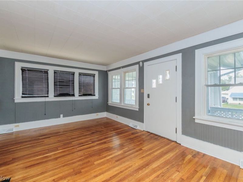 3405 Torrington Avenue , Parma, OH 44134 Photo 7