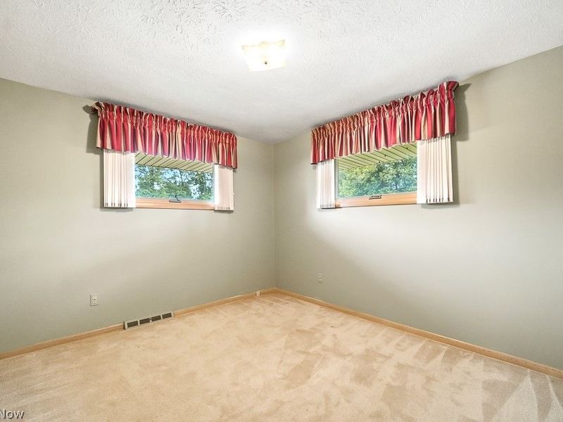 6161 Winchester Drive, Seven Hills, OH 44131 Photo 21