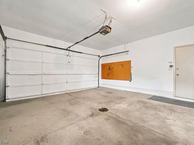 6161 Winchester Drive, Seven Hills, OH 44131 Photo 33