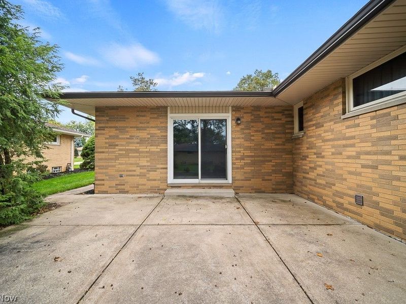 6161 Winchester Drive, Seven Hills, OH 44131 Photo 7