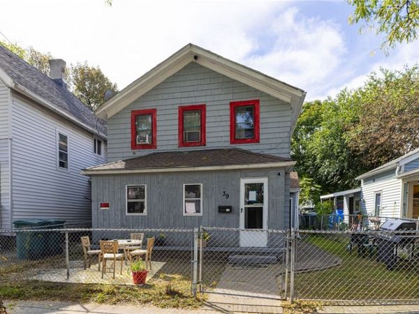 39 Woodward Street, Rochester, NY 14605