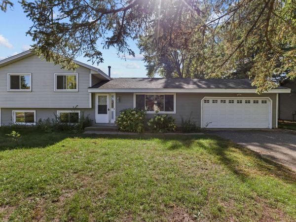 1600 131st Avenue NE, Blaine, MN 55449