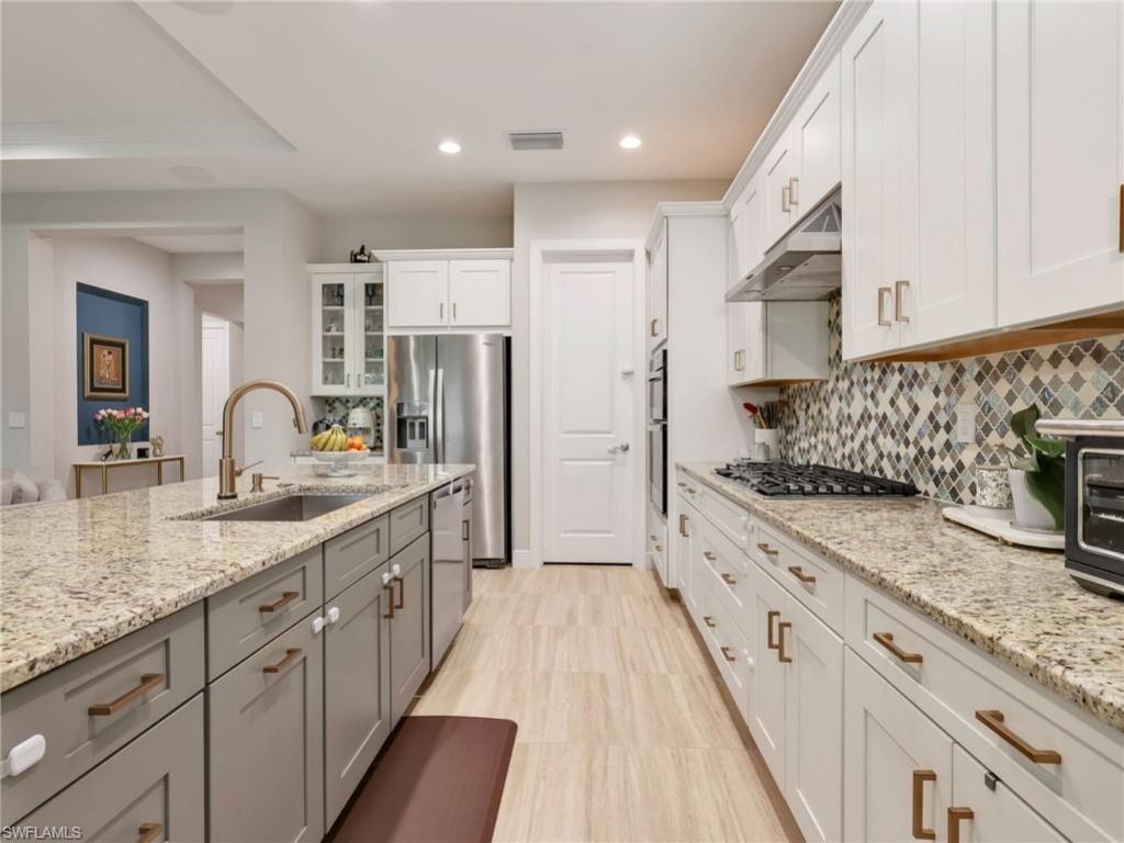 9078 Montserrat Dr, Naples, FL 34114 Photo