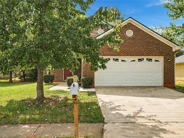 496 Cathedral Drive , Mcdonough, GA 30253