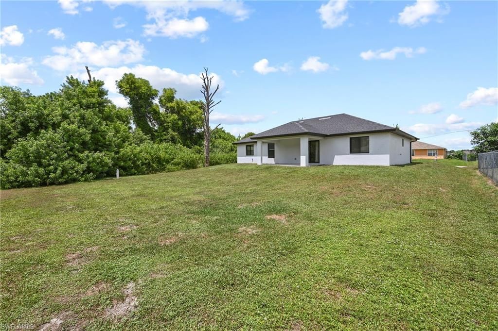 3805 6th St W, Lehigh Acres, FL 33971 Photo