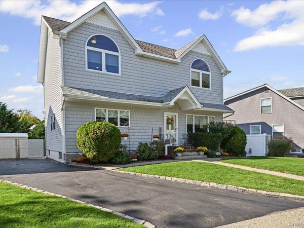 3350 Harold Street, Oceanside, NY 11572