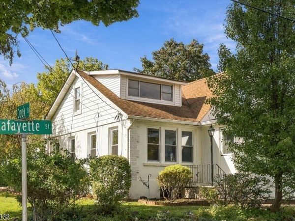 401 Lafayette St, Hackettstown, NJ 07840