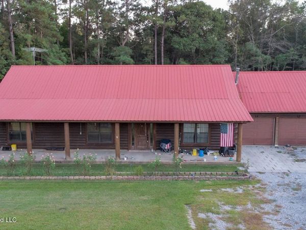 21690 Saucier Lizana Road, Saucier, MS 39574