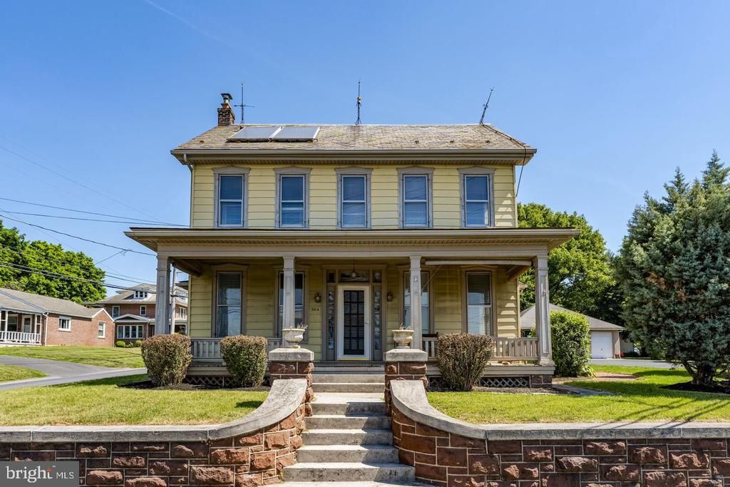 564 W MAPLE GROVE ROAD , DENVER, PA 17517