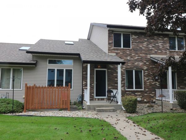 2107 Cambridge Drive, Unit B, Goshen, IN 46528