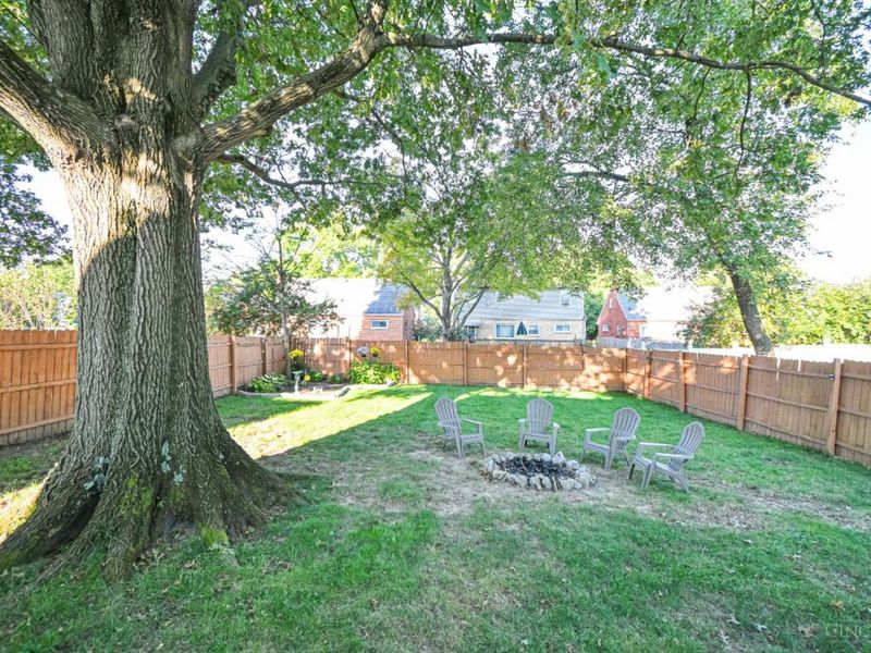 7825 Plainfield Road, Cincinnati, OH 45236 Photo 19