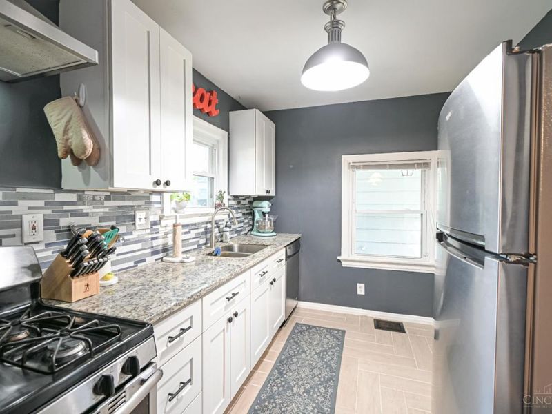 7825 Plainfield Road, Cincinnati, OH 45236 Photo 7