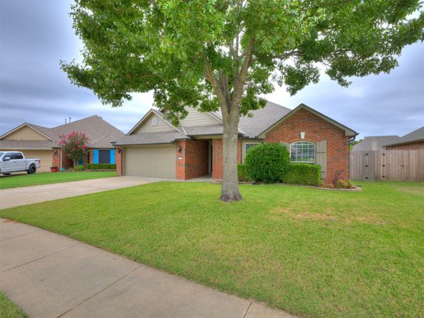 21677 E 39th Place , Broken Arrow, OK 74014