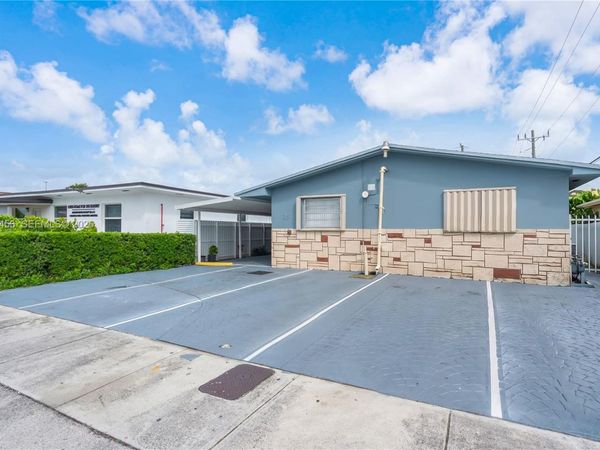 25 W 26th St, Hialeah, FL 33010