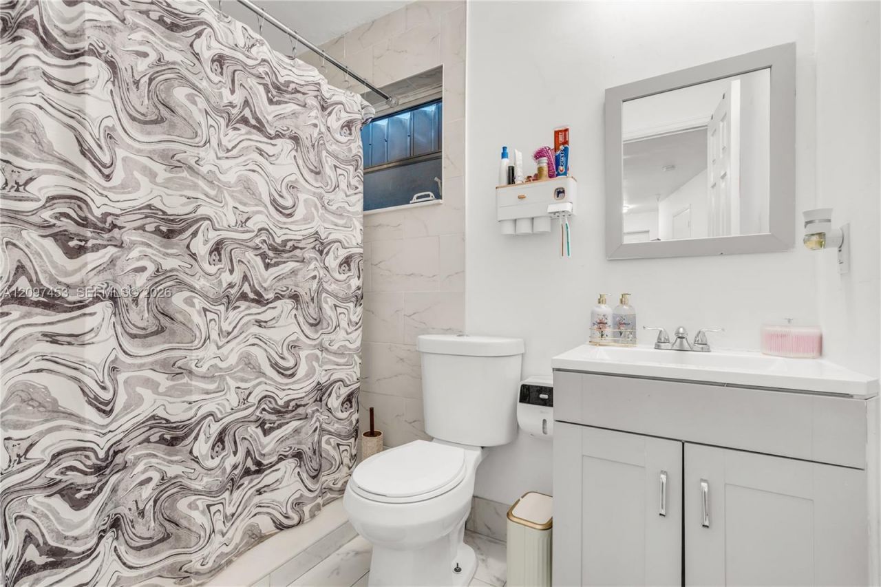 25 W 26th St, Hialeah, FL 33010 Photo