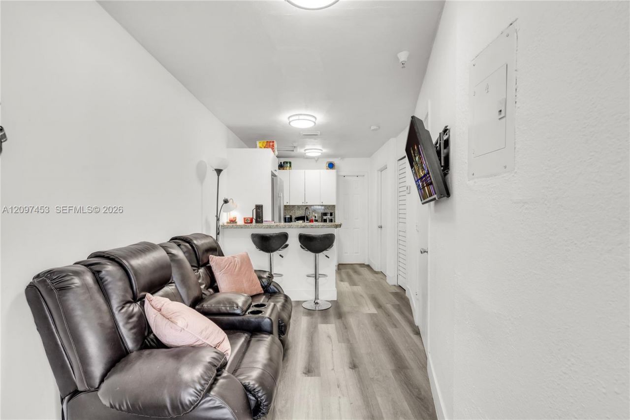 25 W 26th St, Hialeah, FL 33010 Photo
