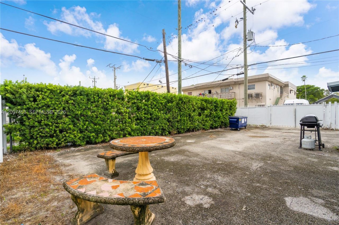 25 W 26th St, Hialeah, FL 33010 Photo