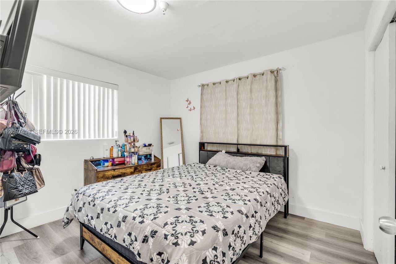 25 W 26th St, Hialeah, FL 33010 Photo